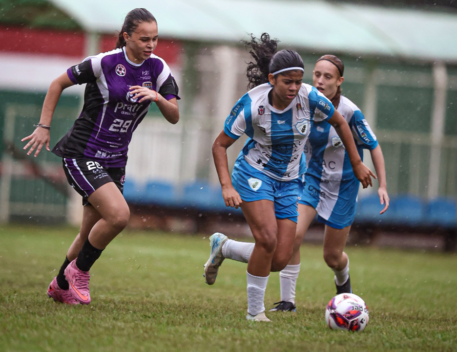 Londrina vence o Oeste Brasil no Paranaense feminino sub-15