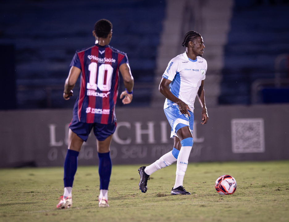 Londrina saí na frente, mas sofre o empate do Paraná Clube